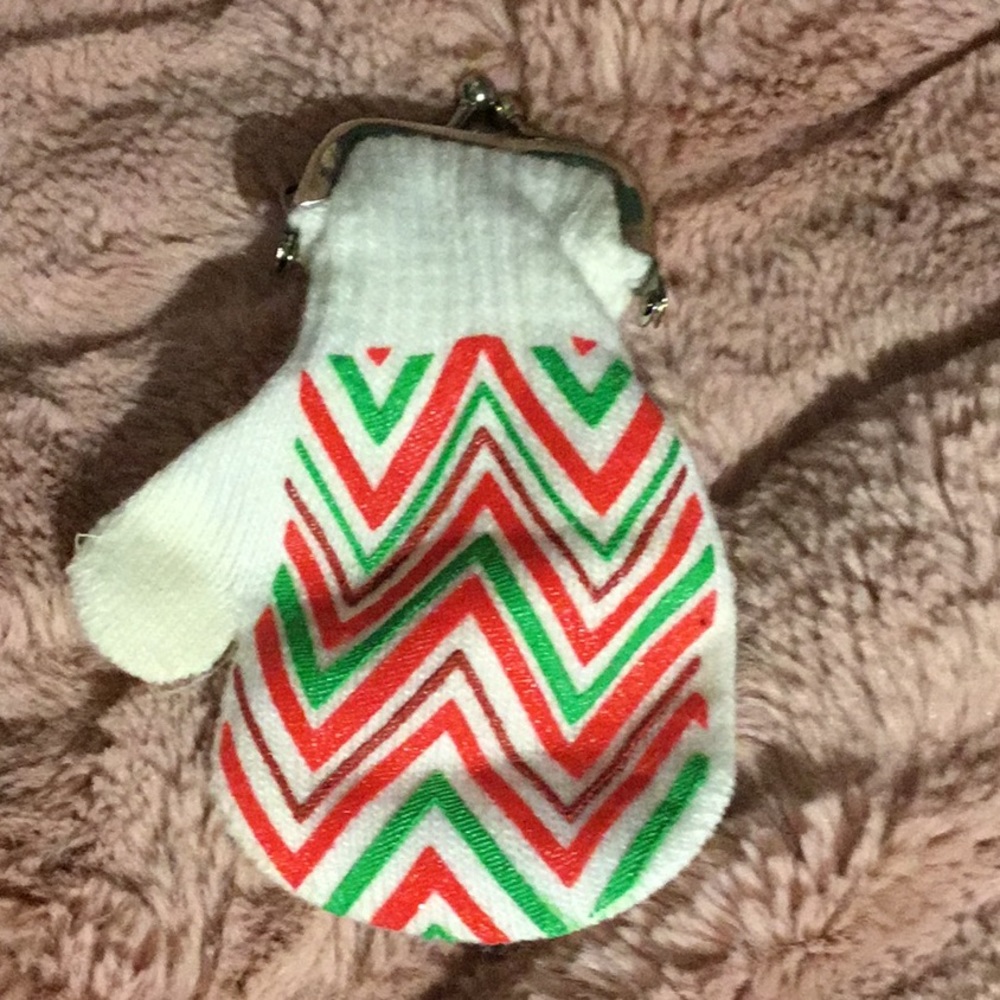 Mitten coin purse